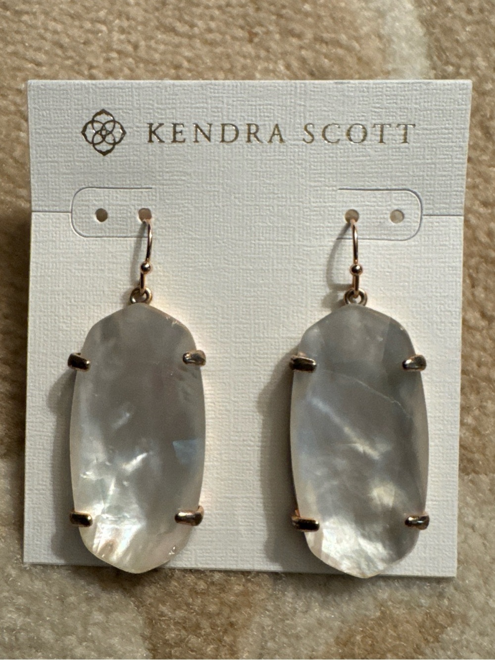 Retired Kendra Scott Ivory Mother of Pearl Earrings in Rose Gold EUC